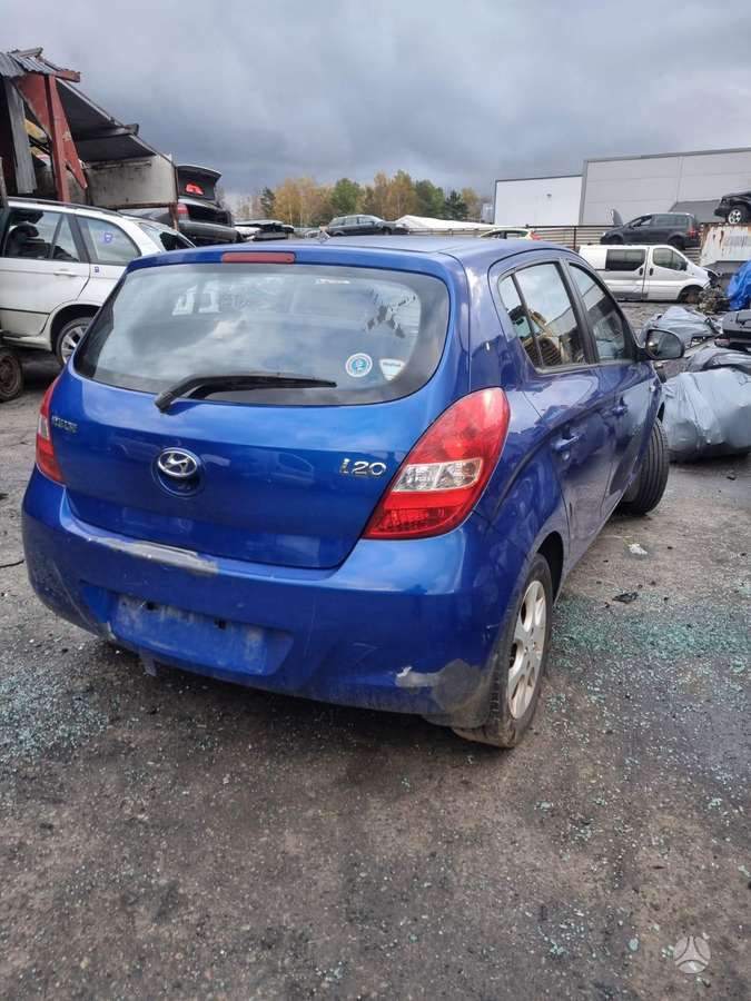 Hyundai i20 по частям