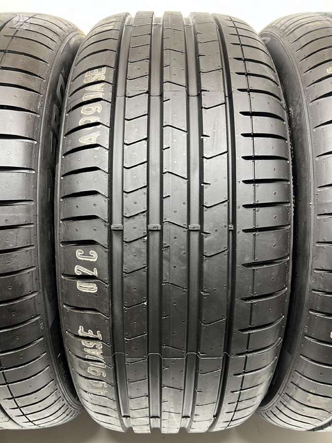 Pirelli P-Zero 2024m, vasarinės 245/40 R19