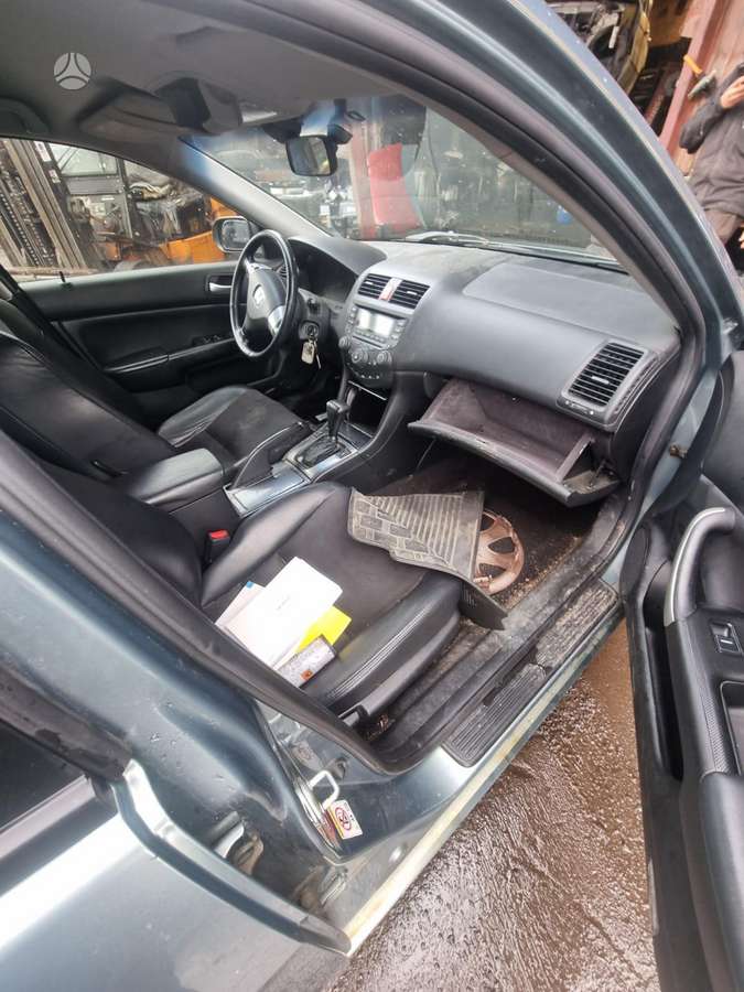 Honda Accord dalimis