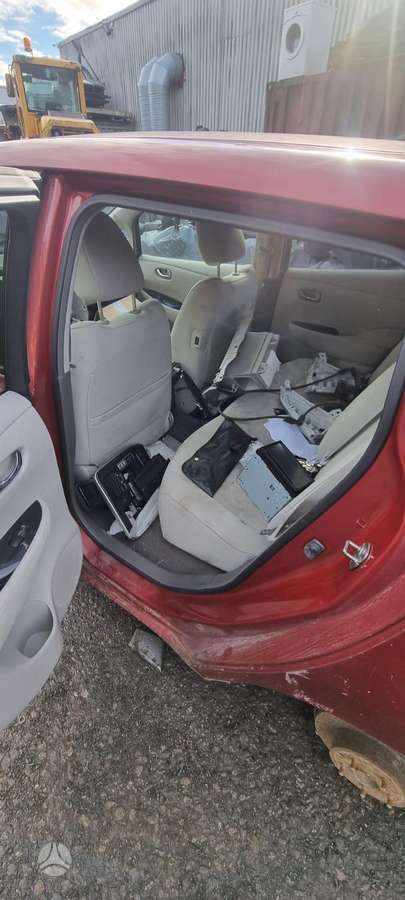 Nissan Leaf for parts