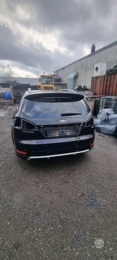 Ford Mondeo dalimis
