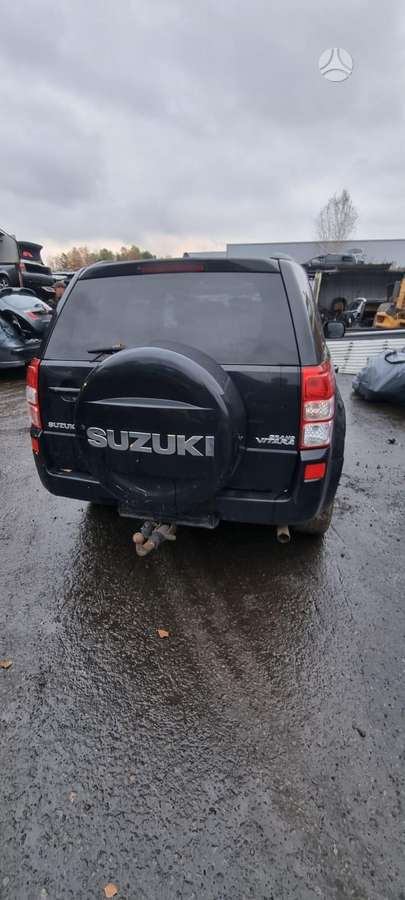 Suzuki Grand Vitara dalimis