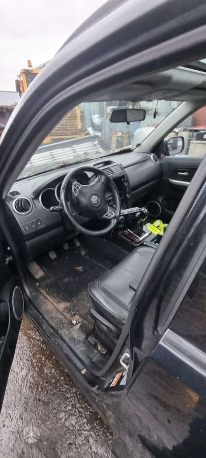 Suzuki Grand Vitara по частям