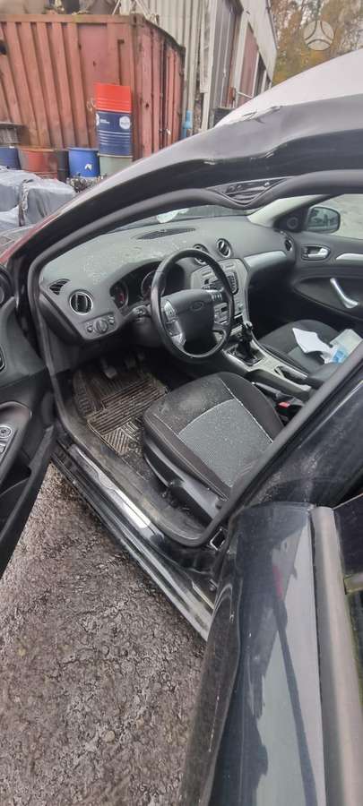 Ford Mondeo rezerves daļās