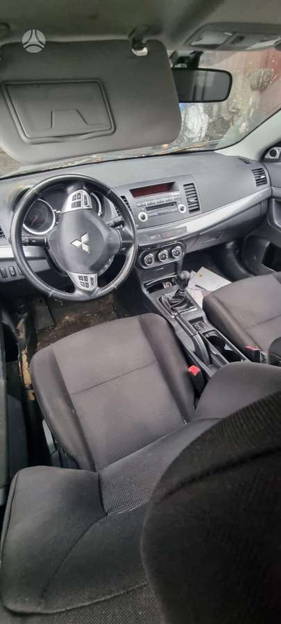 Mitsubishi Lancer по частям