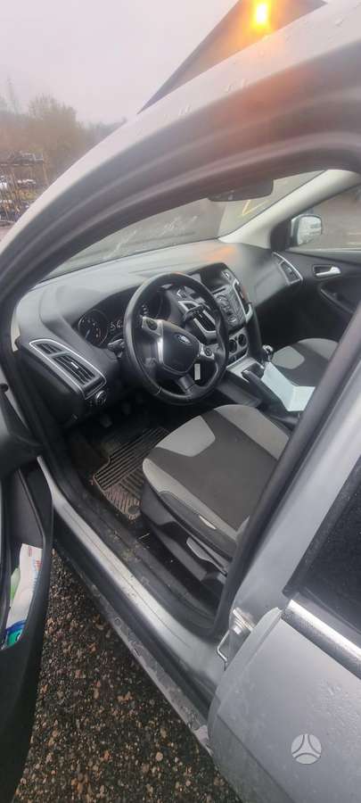 Ford Focus for parts