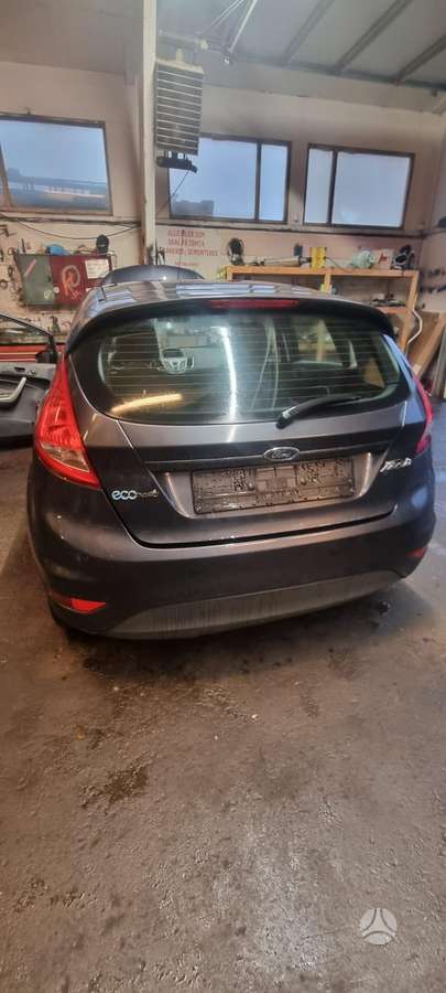 Ford Fiesta по частям