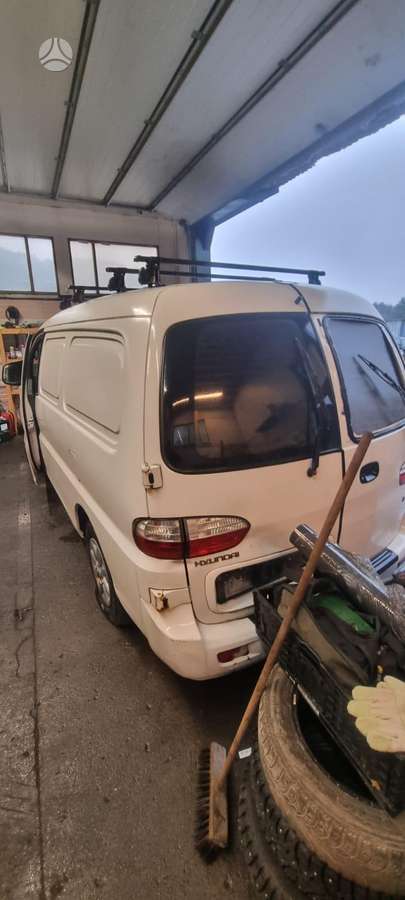Hyundai H1 rezerves daļās