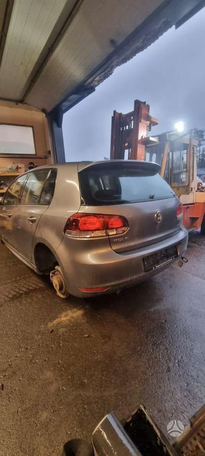 Volkswagen Golf по частям