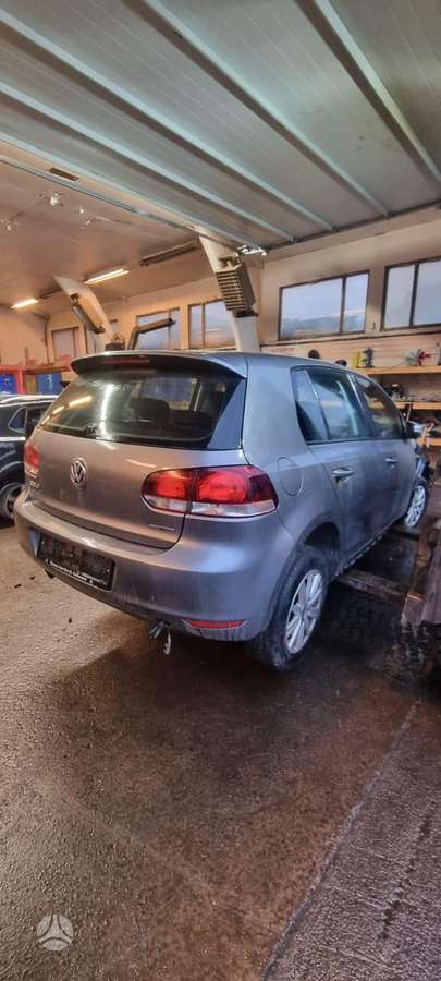 Volkswagen Golf rezerves daļās