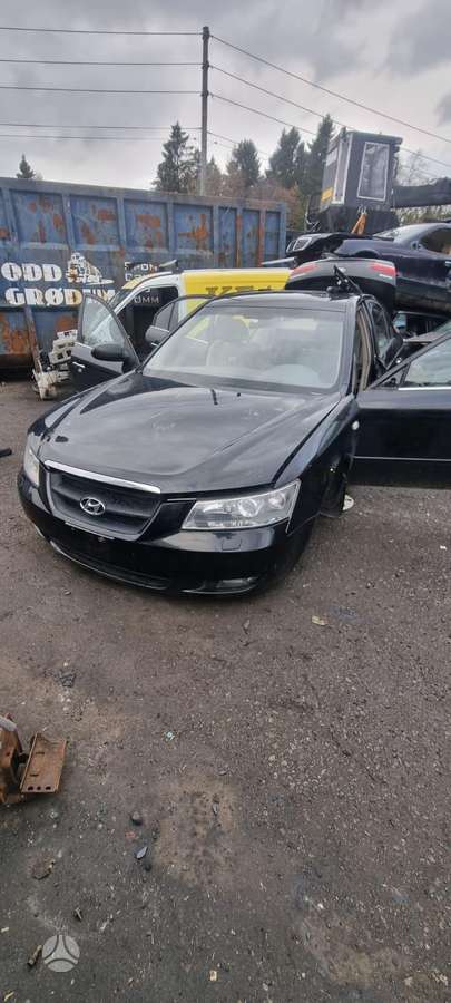 Hyundai Sonata dalimis