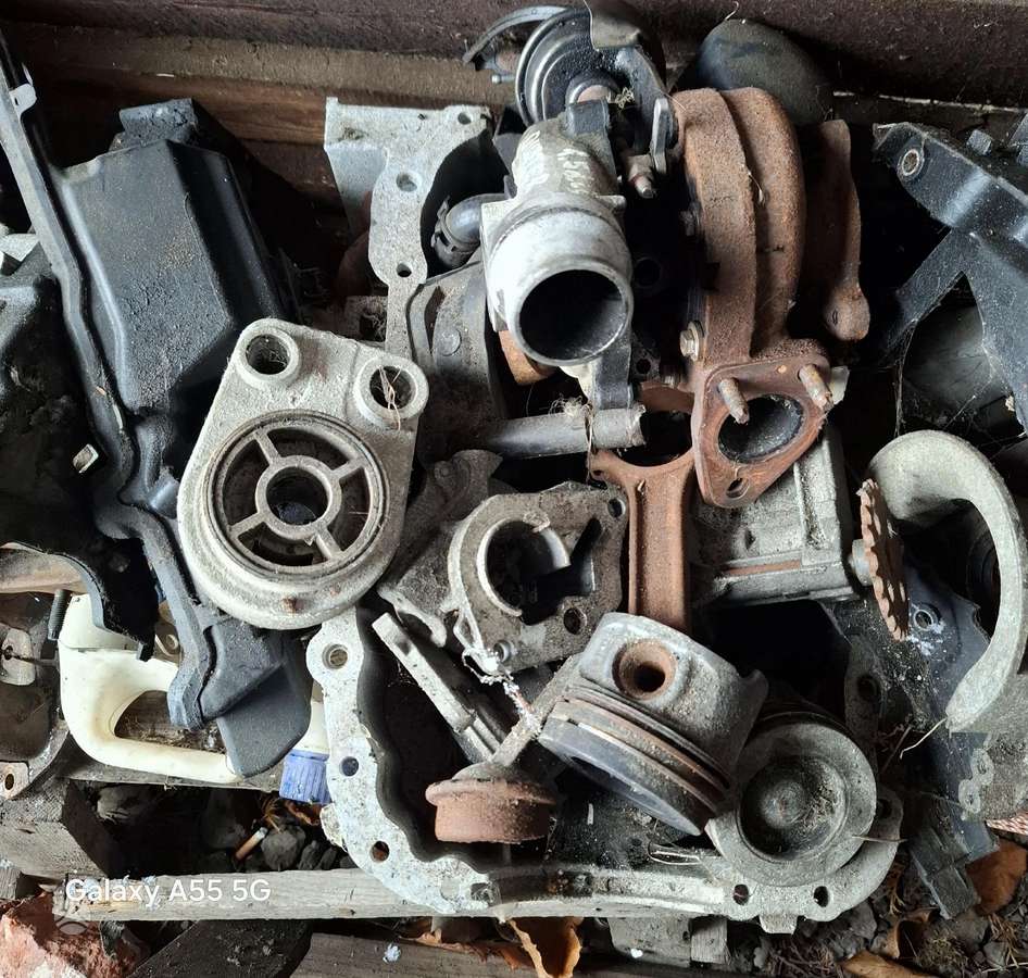Renault -kita- engine parts