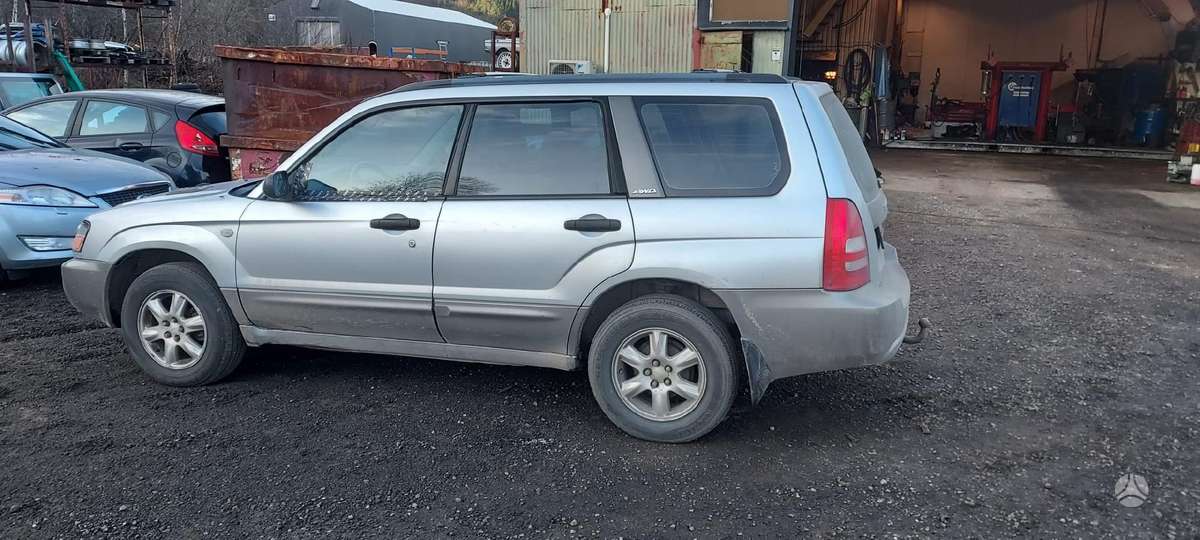 Subaru Forester for parts