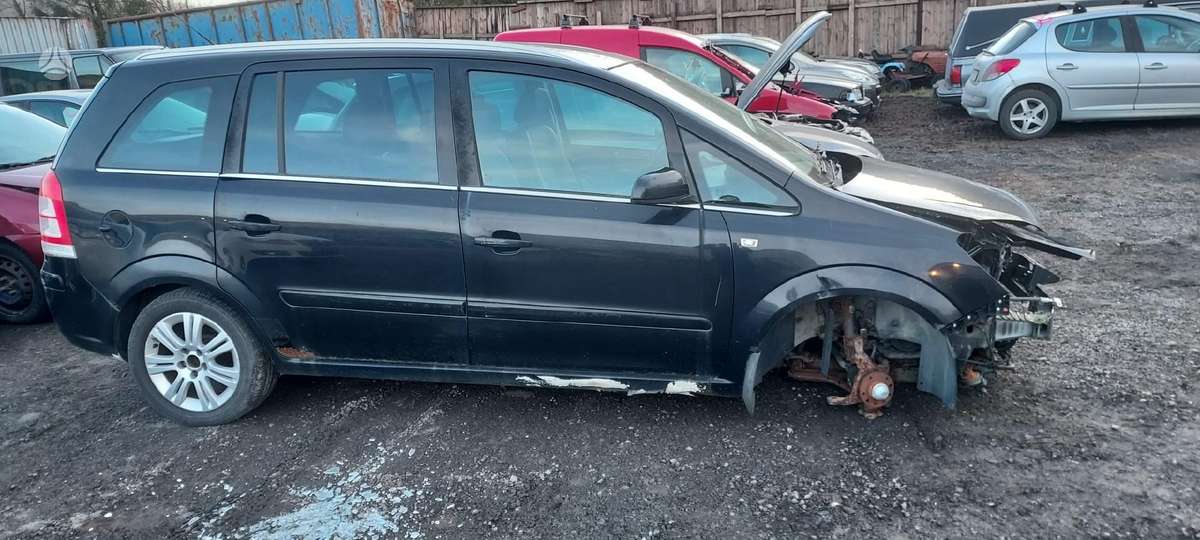 Opel Zafira rezerves daļās