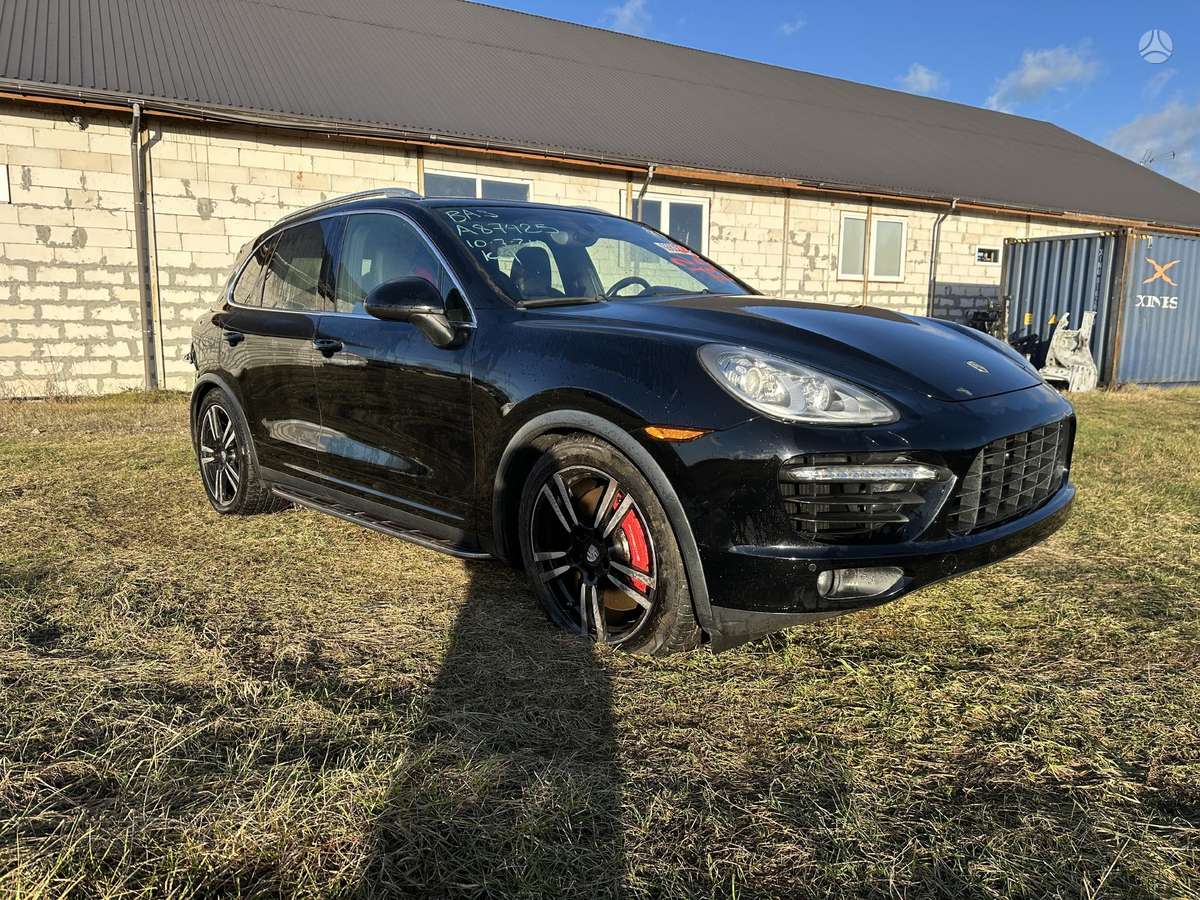 Porsche Cayenne for parts. cayenne v8 turbo engine code 4852 transmission cod