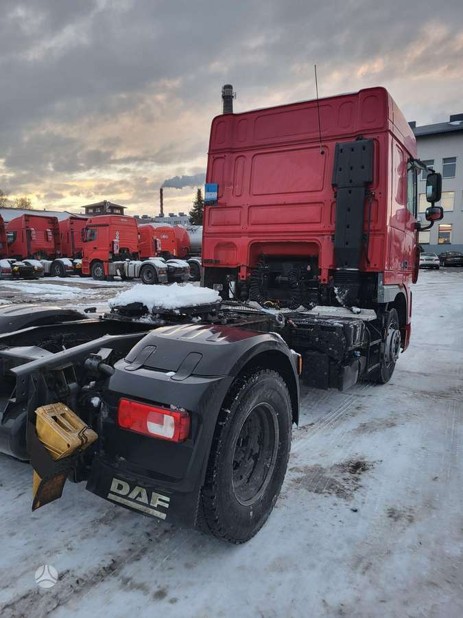 DAF XF105. 460T ADR, double sleeper