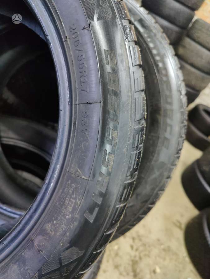Windforce SNOWBLAZER UHP, winter 205/55 R17