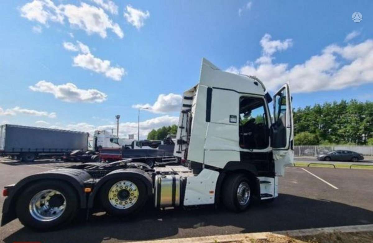 Renault T, vilcējs