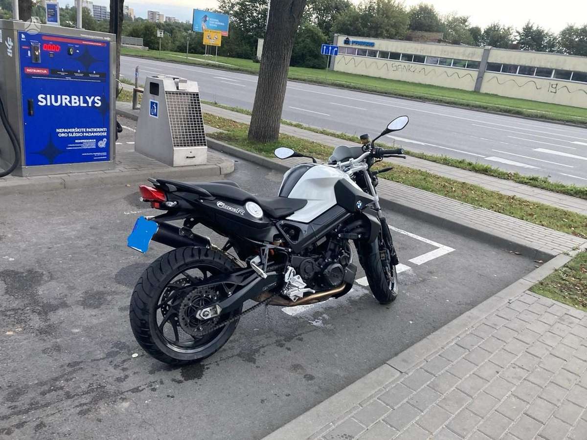 BMW F 800 R 800cc, superbikes