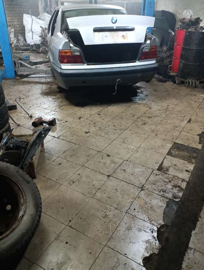 BMW 316, Yyy, Variklis geras mažasis reduktorius