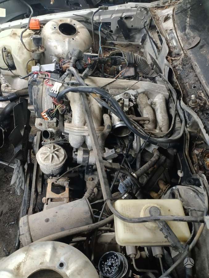BMW 316, Yyy, Variklis geras mažasis reduktorius