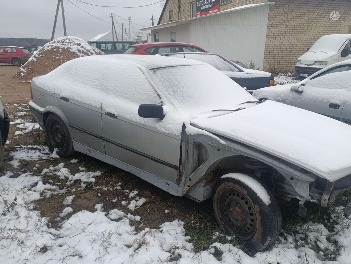BMW 316, Yyy, Variklis geras mažasis reduktorius