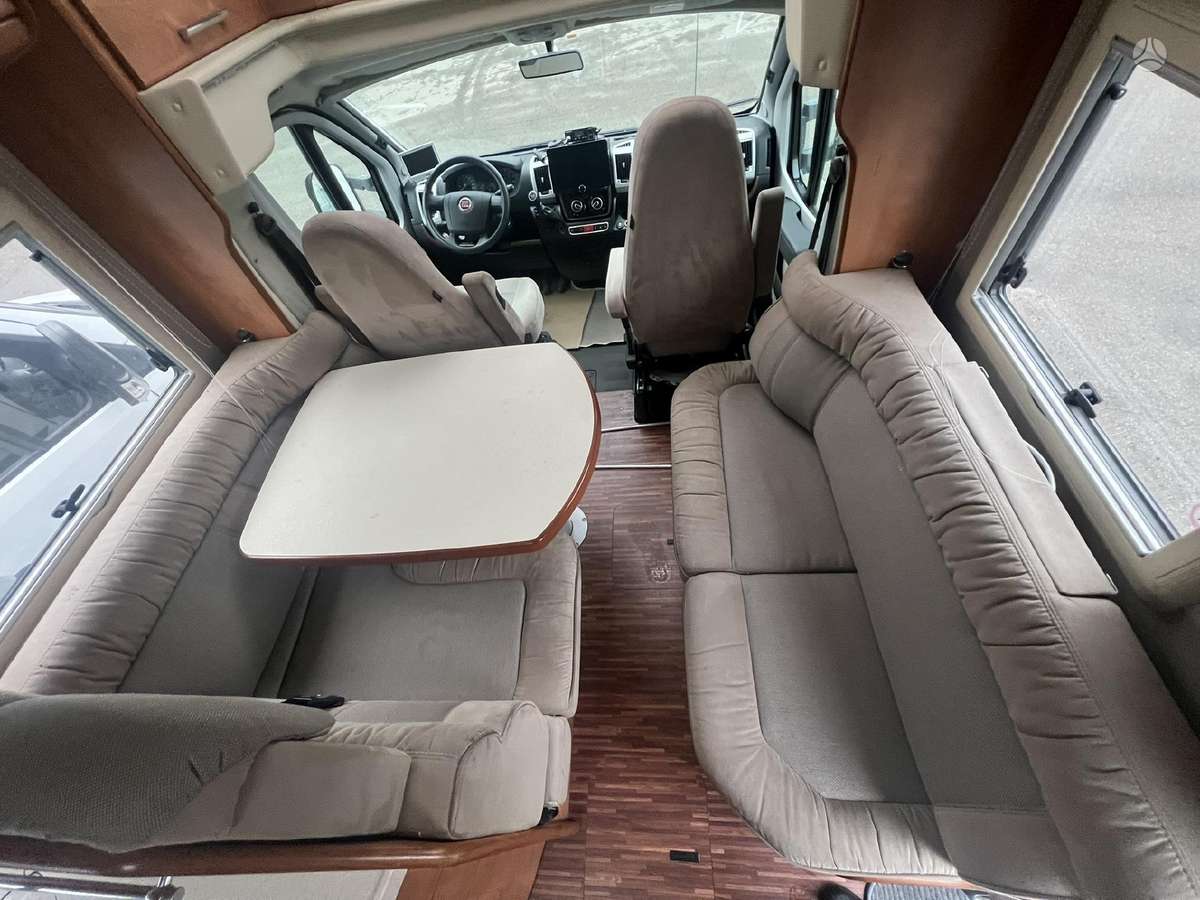 Carthago CHIC C-LINE T Plus 4.7H, campers