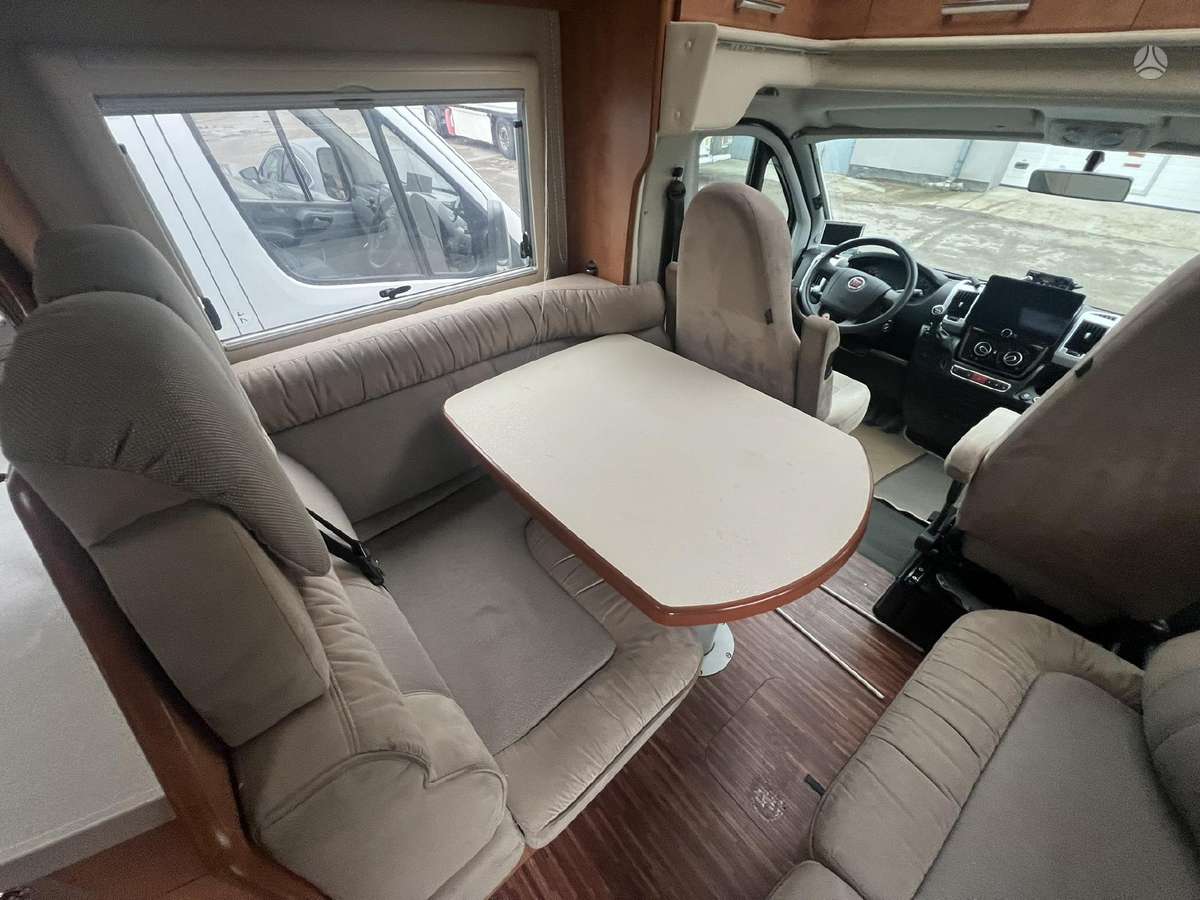 Carthago CHIC C-LINE T Plus 4.7H, campers