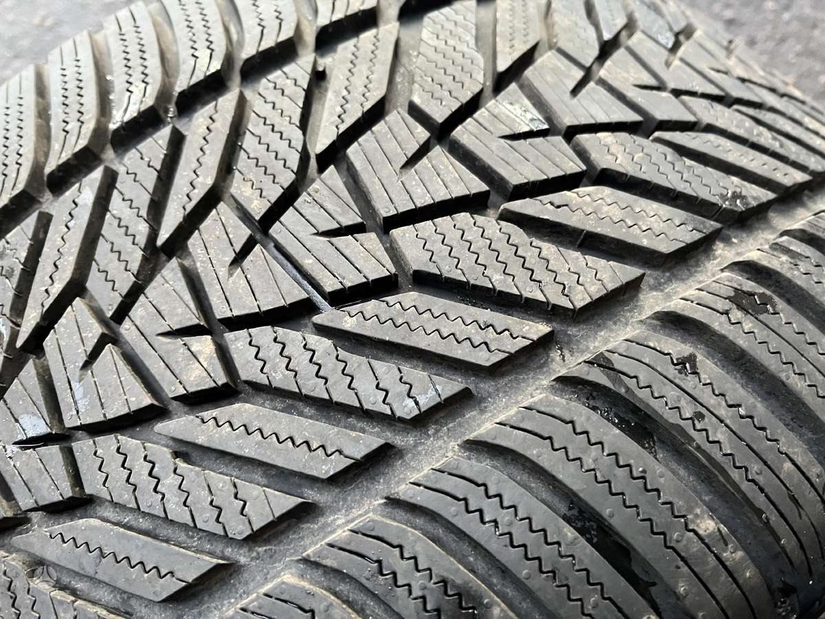 Hankook Winter i'CeptEvo3, winter 295/35 R20