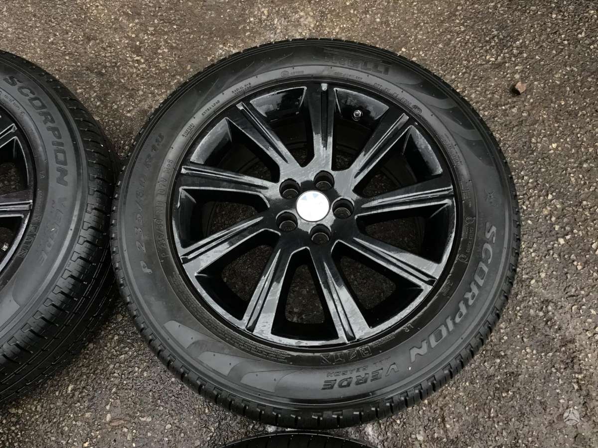 Jaguar E-Pace, vieglmetāla, R18