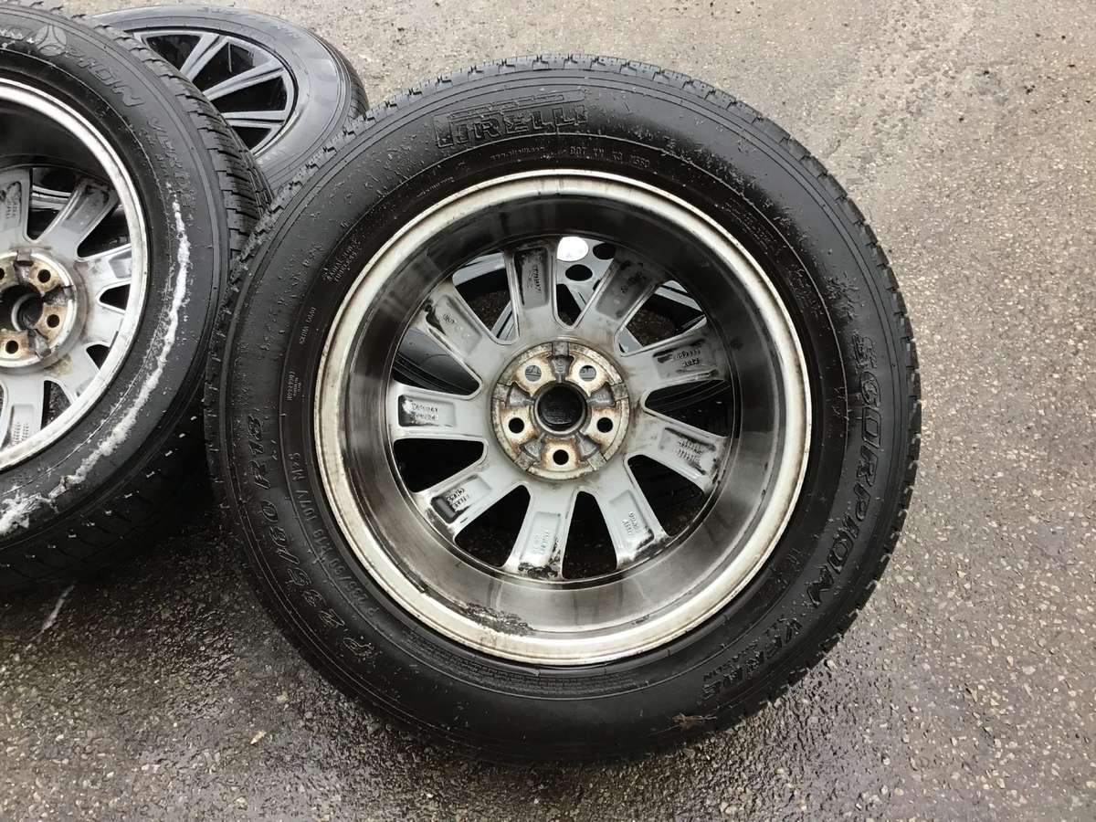 Jaguar E-Pace, vieglmetāla, R18