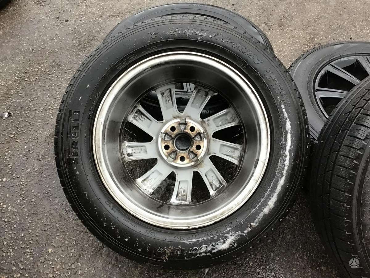 Jaguar E-Pace, vieglmetāla, R18