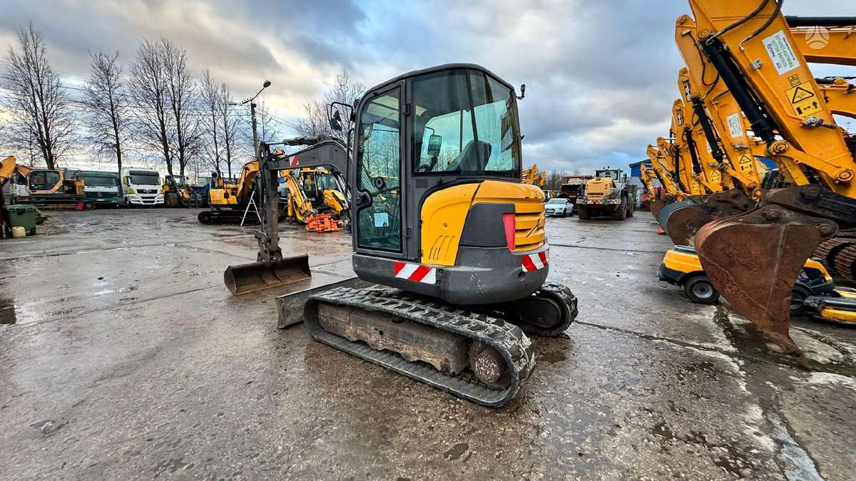 Volvo ECR48, ekskavatori