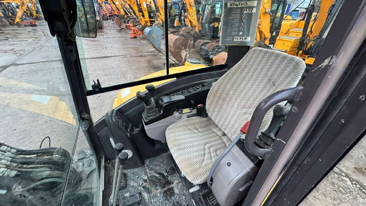 Volvo ECR48, ekskavatori