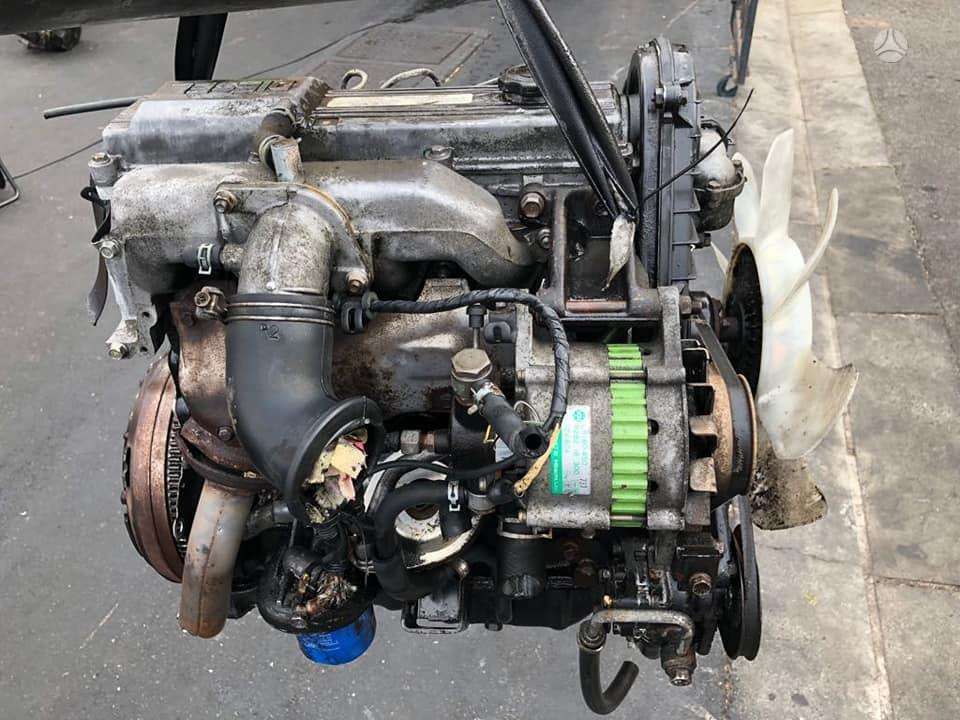 Mazda 6, R2, variklio detalės