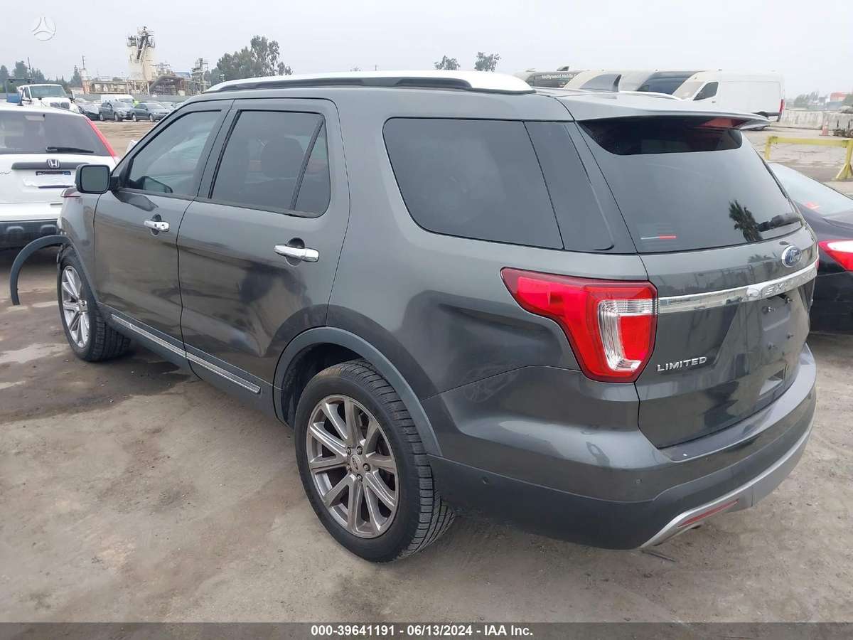 Ford Explorer