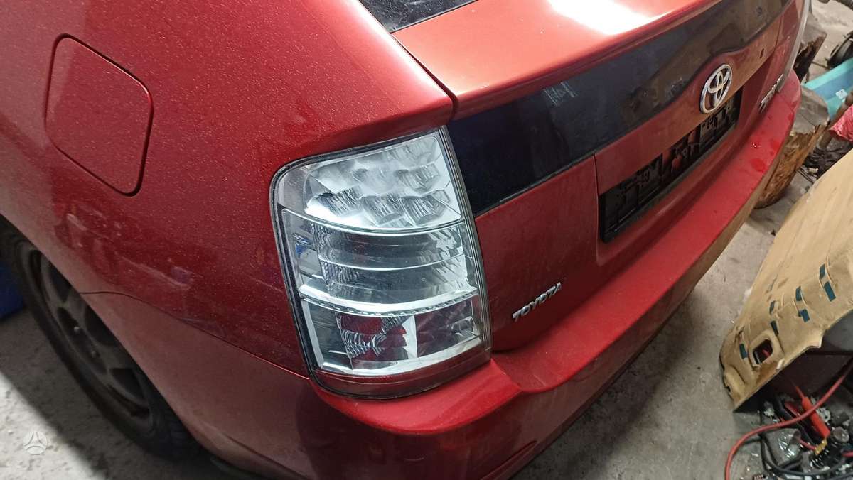 Toyota Prius детали кузова