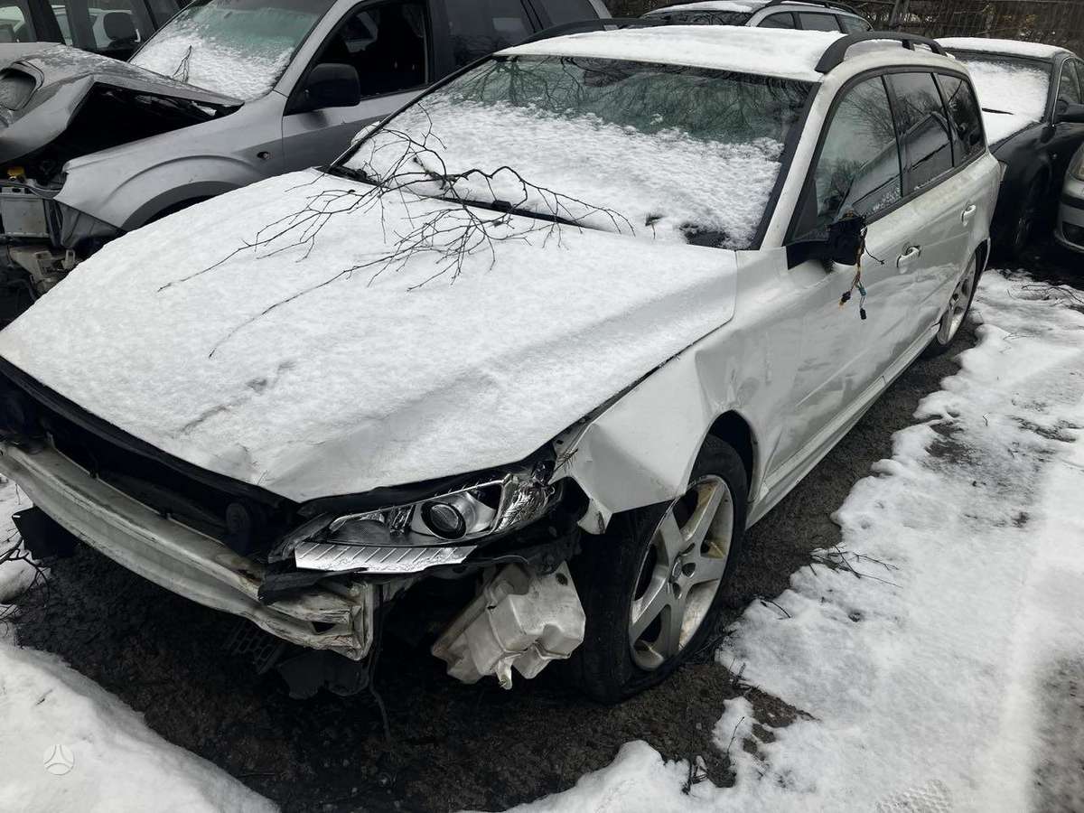 Volvo V70 по частям