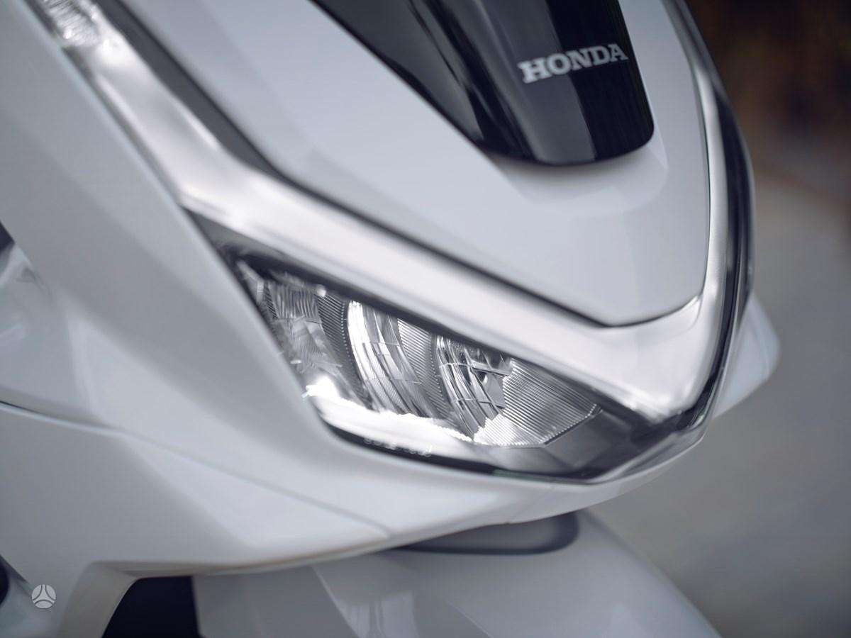 Honda PCX 125cc, мотороллеры / мопеды