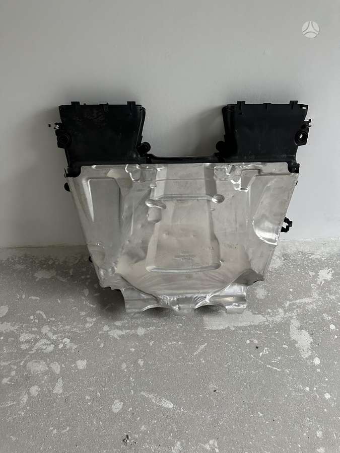 Porsche Cayenne engine parts
