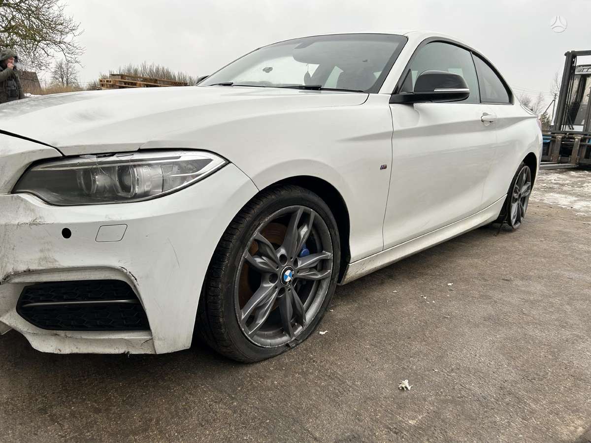 BMW 2 serija