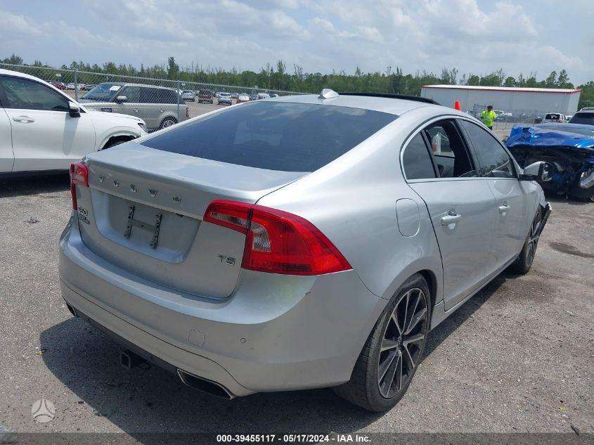 Volvo S60 по частям