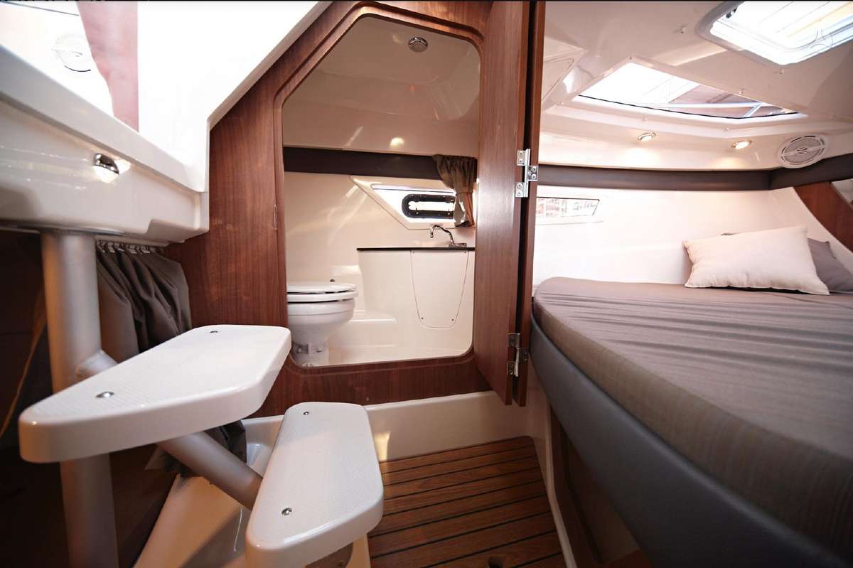 Quicksilver 805 CR, яхты / катера