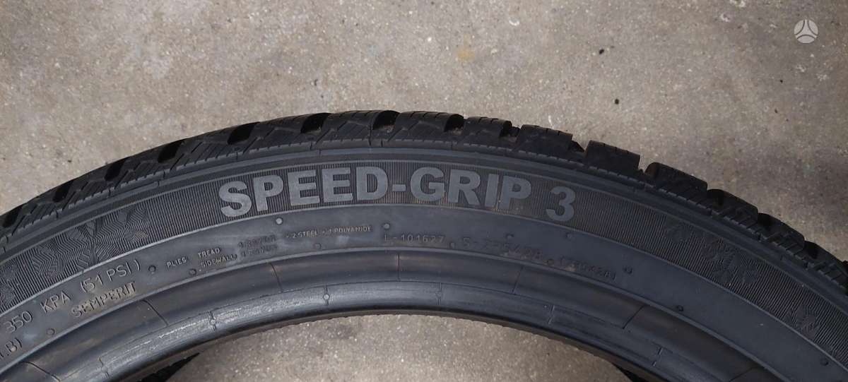 Semperit, ziemas 235/40 R18