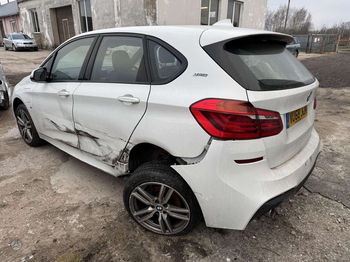 BMW 2 serija