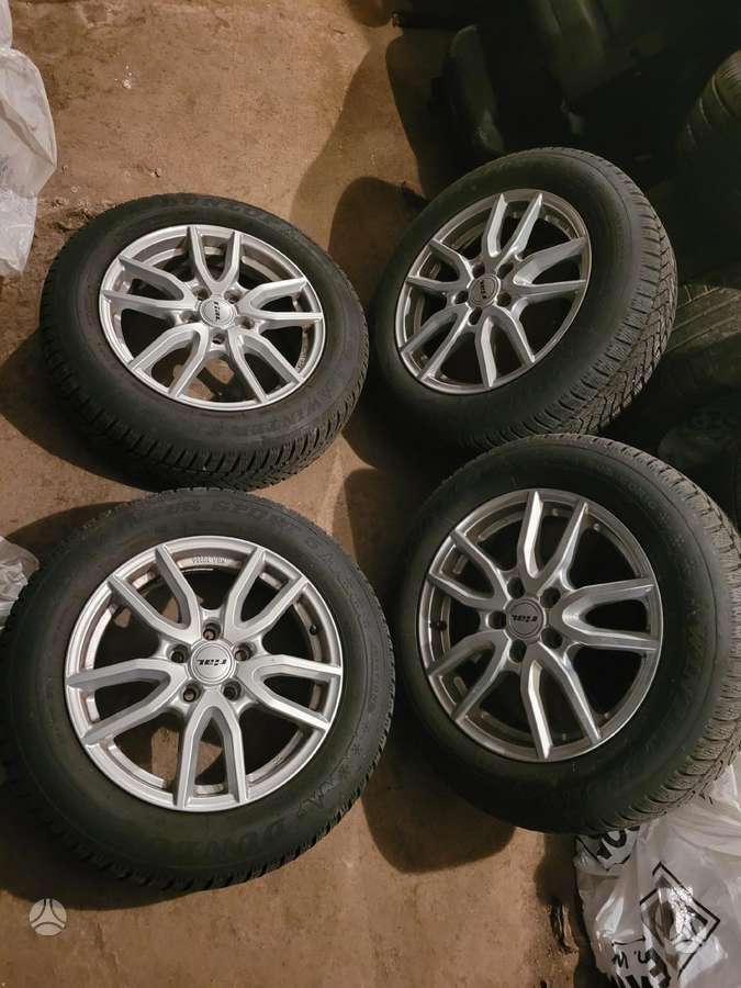 Volvo V40CC, lengvojo lydinio, R16