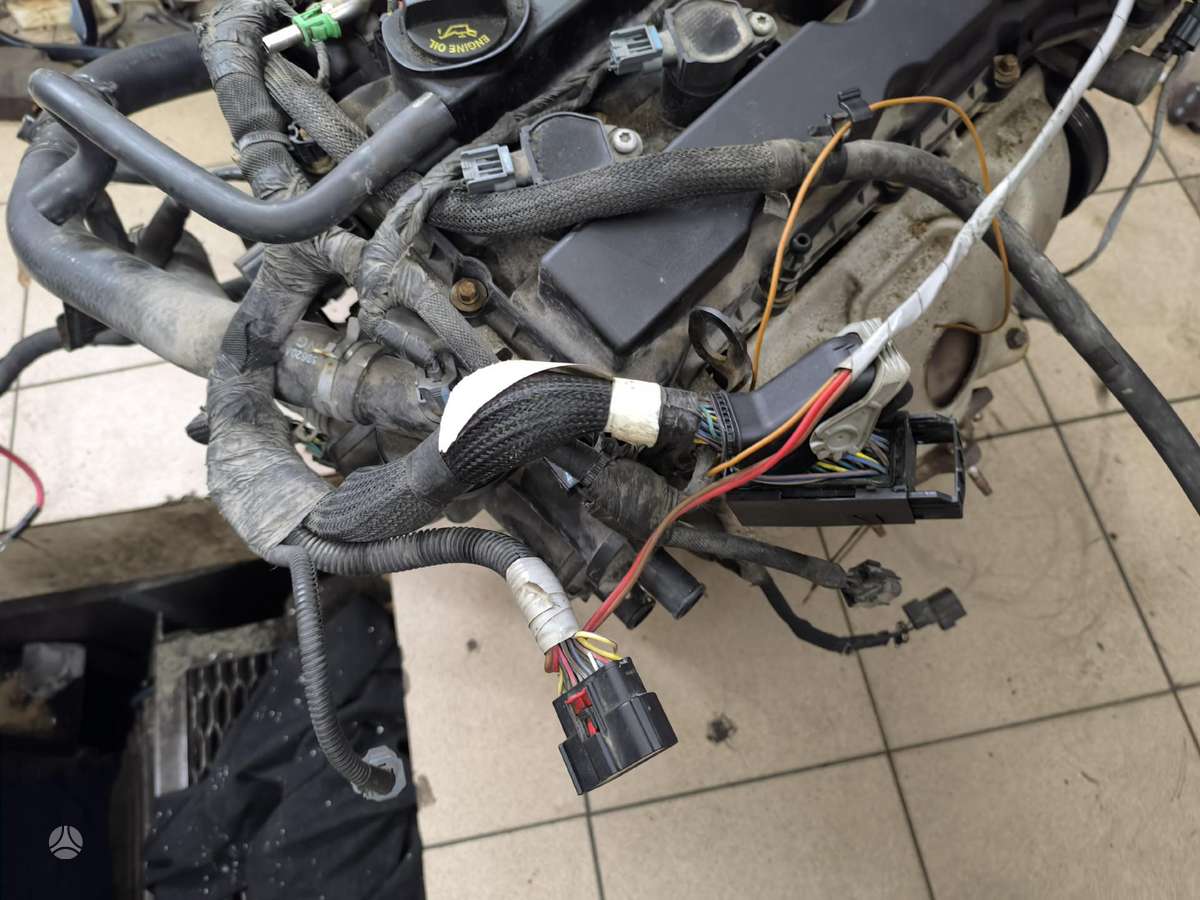 Chrysler Sebring, Variklis, variklis