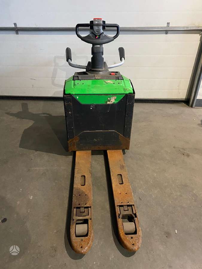 Cesab P320, warehouse equipment