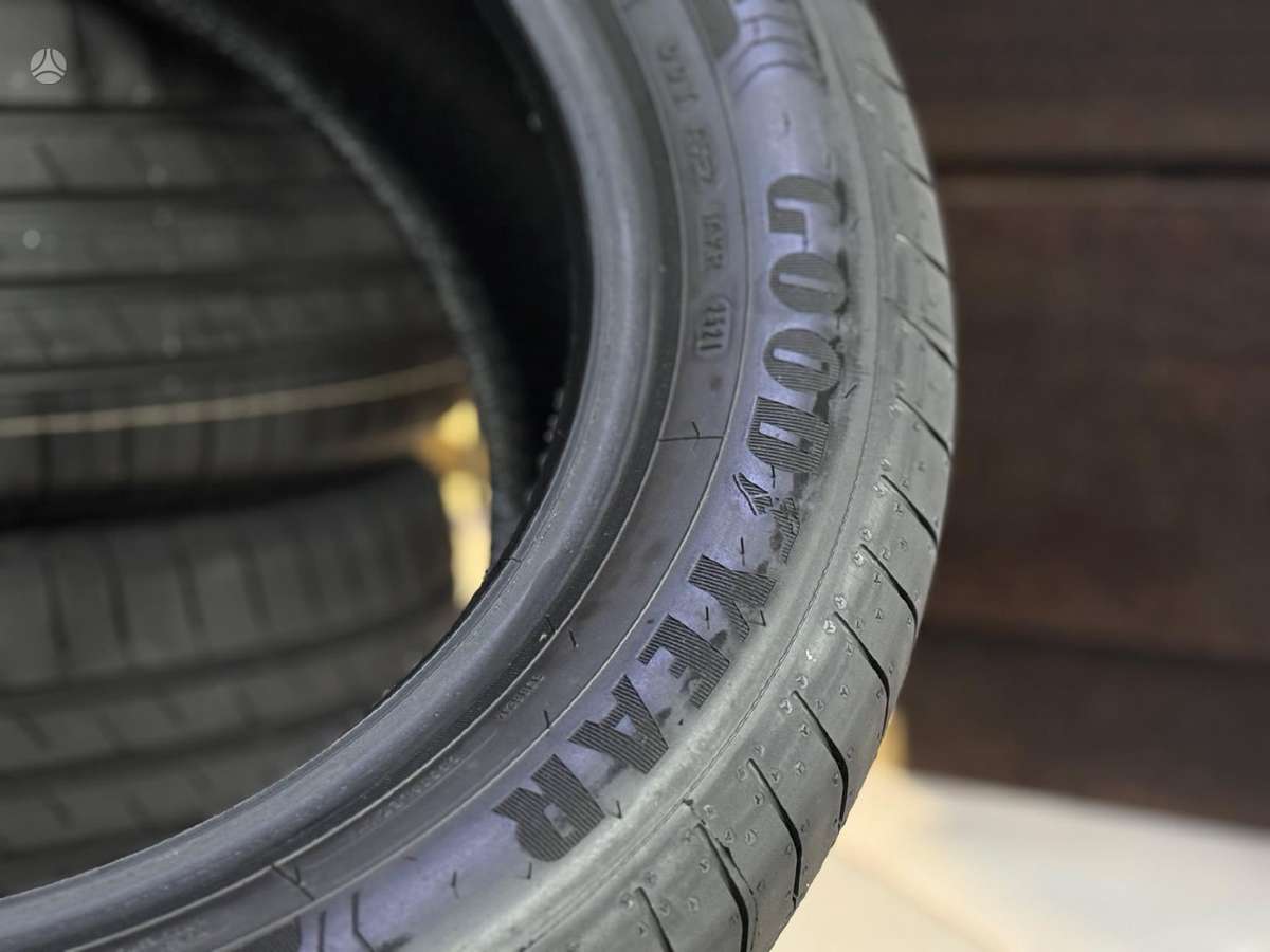 Goodyear EFFICIENTGRIP PERF. | 2021, летние 215/55 R18