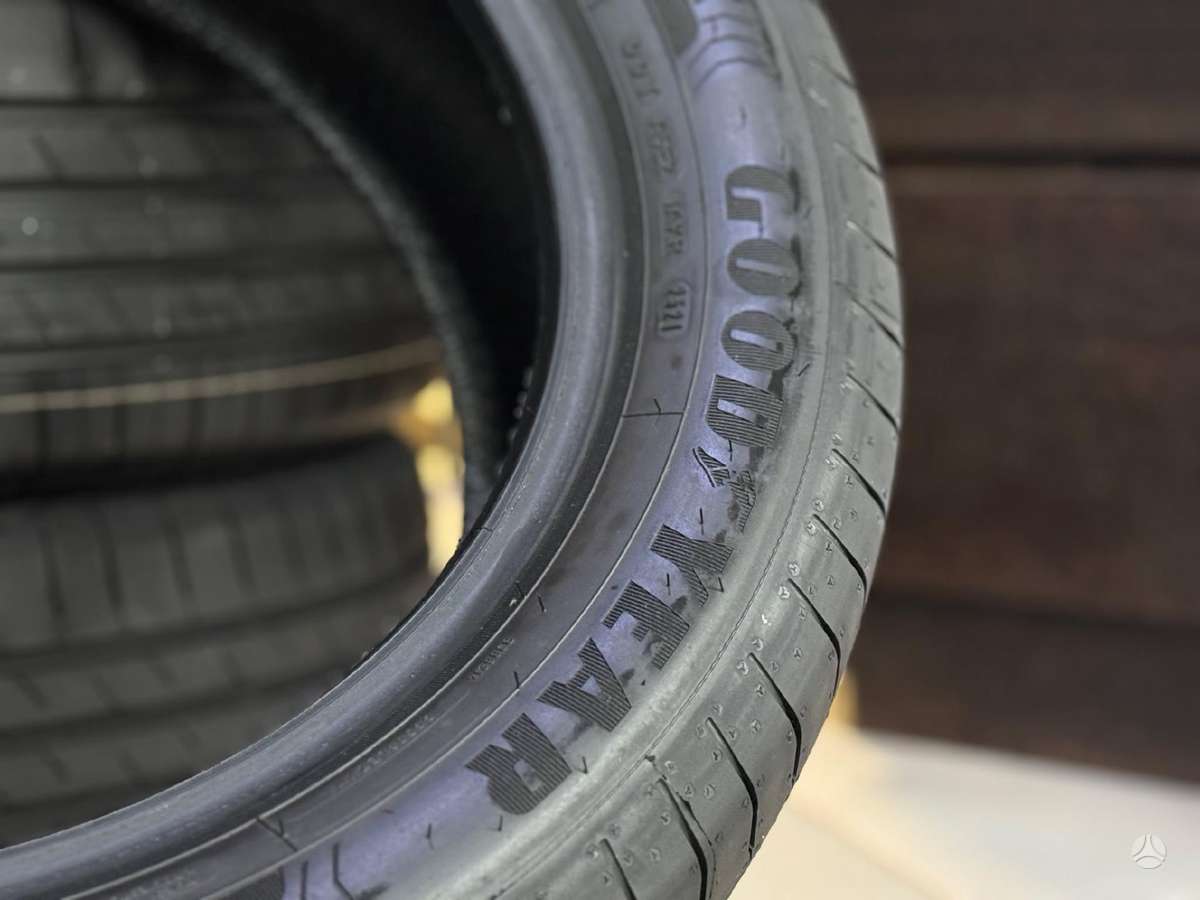 Goodyear EFFICIENTGRIP PERF. | 2021, vasarinės 215/55 R18